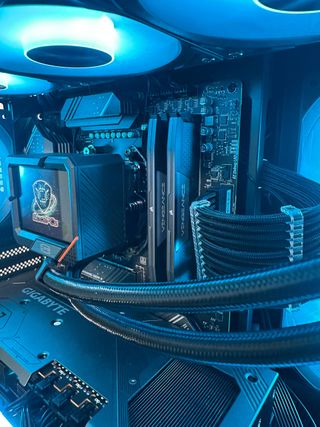 Pc Gaming RX 9070 XT | Ryzen 7 | 32Gb RAM | 2TB