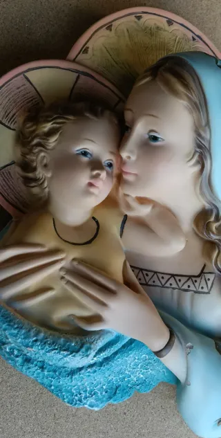 Escultura Virgen María y Niño Jesús pared Años 60
