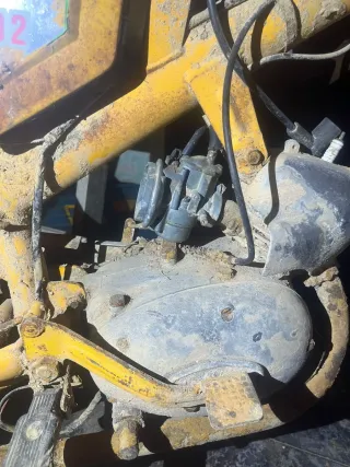 Moto para reparar o piezas