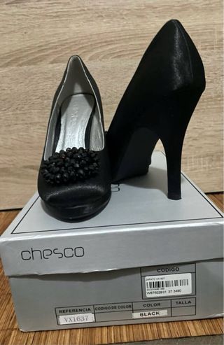 Zapatos de tacón negros Chesterfield