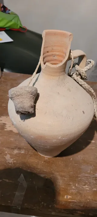 Cántaro y capachas antiguas