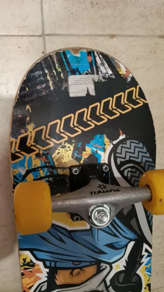 Skate con diseño de mono