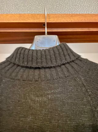 Abito in maglia donna collo alto nero