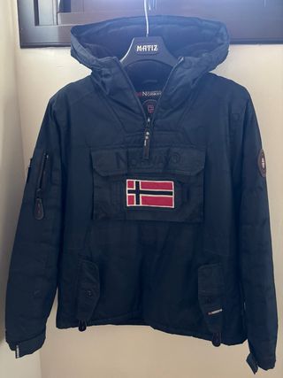 Chaqueta Geographical Norway azul.