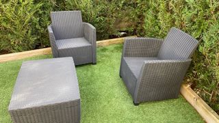 Conjunto Ratan 2 Butacas y Mesa Exterior