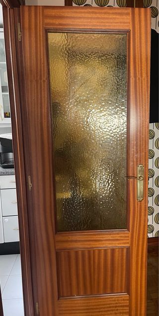 Puertas de madera maciza