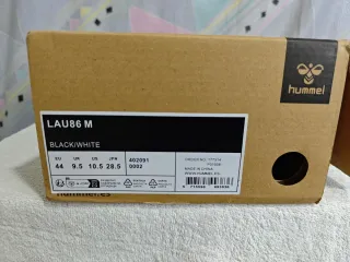 Zapatillas Hummel Beige y Negras