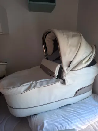 Carrito Bebecar Silla Paseo 2x1 , costó 1200 euros