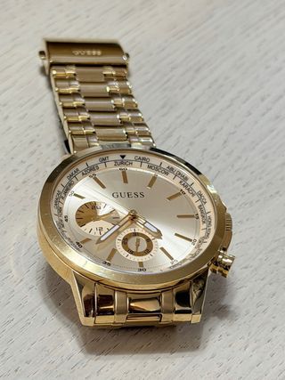 Reloj GUESS Dorado Cronógrafo Mundo