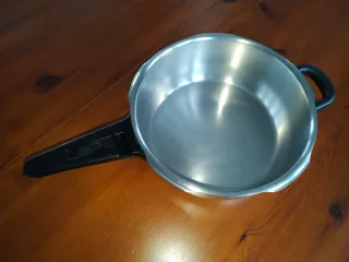 Corpi di pentole WMF Perfect 3L e 6.5L