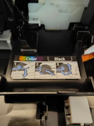 Stampante con Cartucce d'Inchiostro Canon MG3650