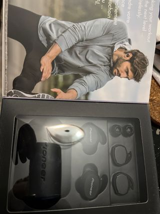 Auriculares Pioneer E8 Truly Wireless