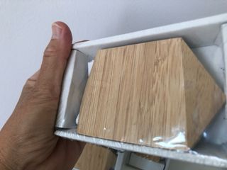 Percheros de madera Ikea, en su embalaje original