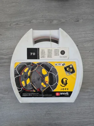 Cadenas de nieve (Sin estrenar)