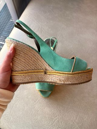 Sandalias Versace Verde y Dorado