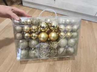 Bolas de Navidad Doradas. 100 unidades