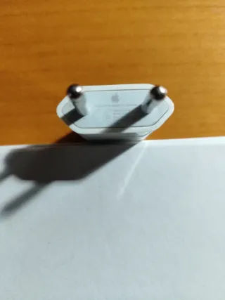 Caricabatterie Apple bianco