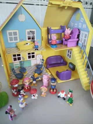 Casa Peppa Pig con figuras