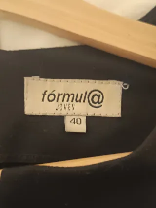 Vestido midi elástico negro Fórmula Joven