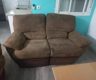 Sofá de 2 plazas marrón