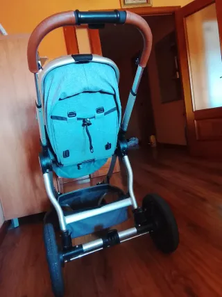 Cochecito bebé 3 en 1 como nuevo