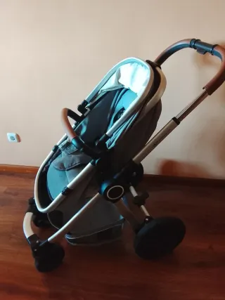 Cochecito bebé 3 en 1 como nuevo