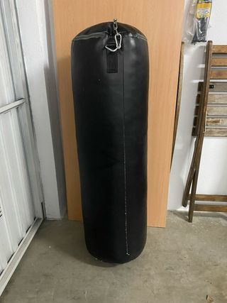 Saco de boxeo Outshock negro