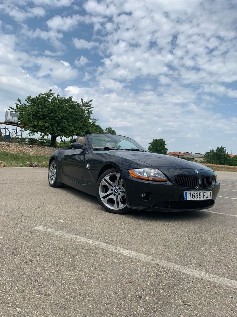 BMW Z4 2003 - foto 1