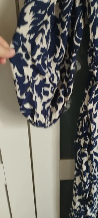 Vestido estampado Zara azul y blanco