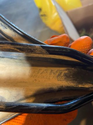 Asiento de bicicleta negro giant