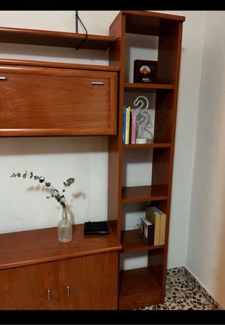 Mobili da soggiorno in legno e vetro