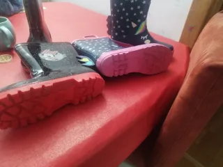 Preciosas Botas de agua infantiles unicornio y min