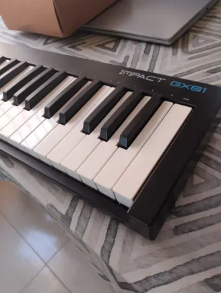 Teclado Nektar Impact GX61 (sin cable)