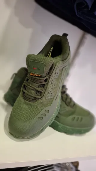 PRECIO REBAJADO!!!Zapatos deportivos verdes