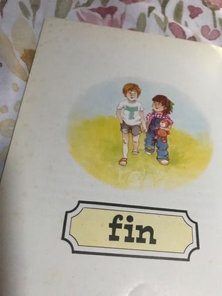 El árbol Sabio Y El Nido De La Señora Mirlo