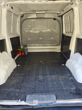 Peugeot e-Expert 2013