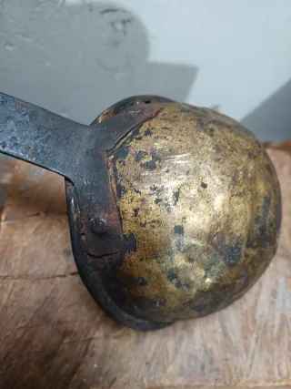 Antiguo Cazo de Pastor,forja y laton