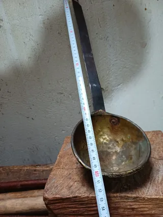 Antiguo Cazo de Pastor,forja y laton