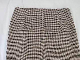 Falda Zara cuadros botones