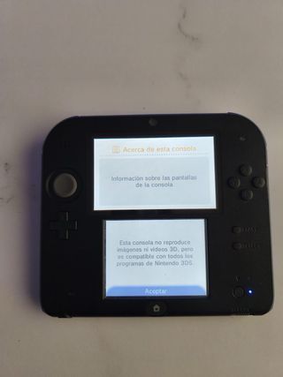 Nintendo 2DS Negra con Cargador y Funda