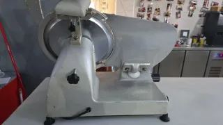 Cortadora de embutido poco uso