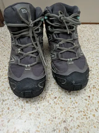 Botas montaña Salomon