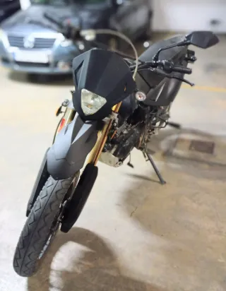 Moto Kenrod 125cc Supermotard