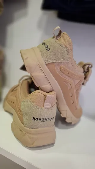 PRECIO REBAJADO!!! Zapatos Deportivos Beige