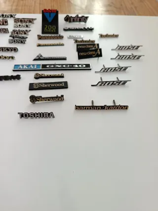 Anagramas Equipos Hi-Fi (Oro y Plata)