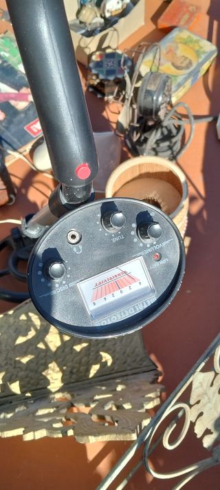 Lote antigüedades y otros enseres del hogar