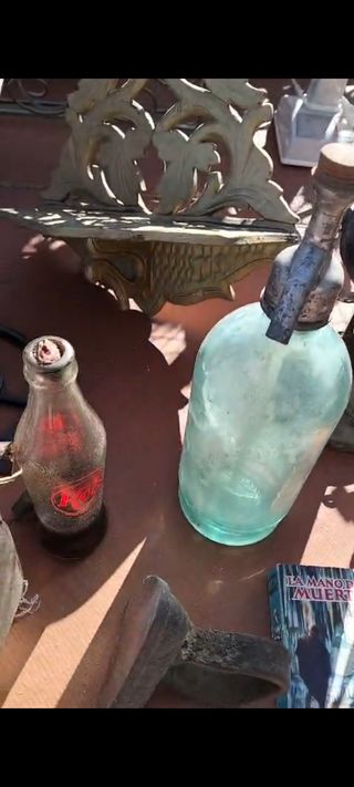 Lote antigüedades y otros enseres del hogar