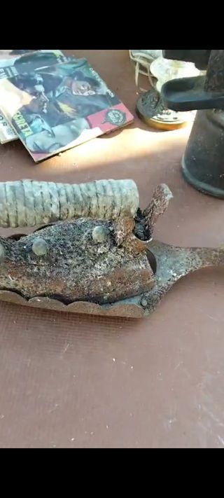 Lote antigüedades y otros enseres del hogar