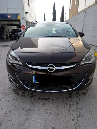 Opel Astra 2013