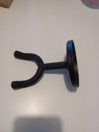 Supporto da parete per basso o chitarra